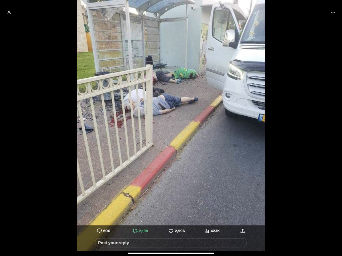 laralogan's tweet photo. The true face of this attack. Before they erase the evidence. https://t.co/lReOzBZSMV