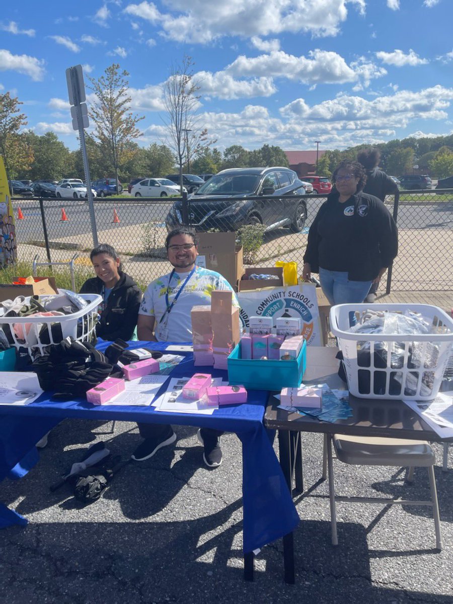 The Gaithersburg Wellness Fair is happening now at Gaithersburg High School! Stop by for great resources. 

<a href="/MCPS/">MCPS</a>  @MCPSCommunitySc @wtMcDonaldwres