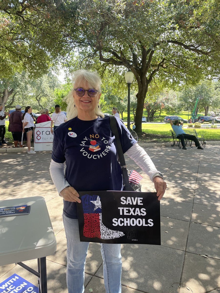 MomsAGAbbott's tweet photo. It’s time to Boot Vouchers to the curb! https://t.co/0A6AttPZXC