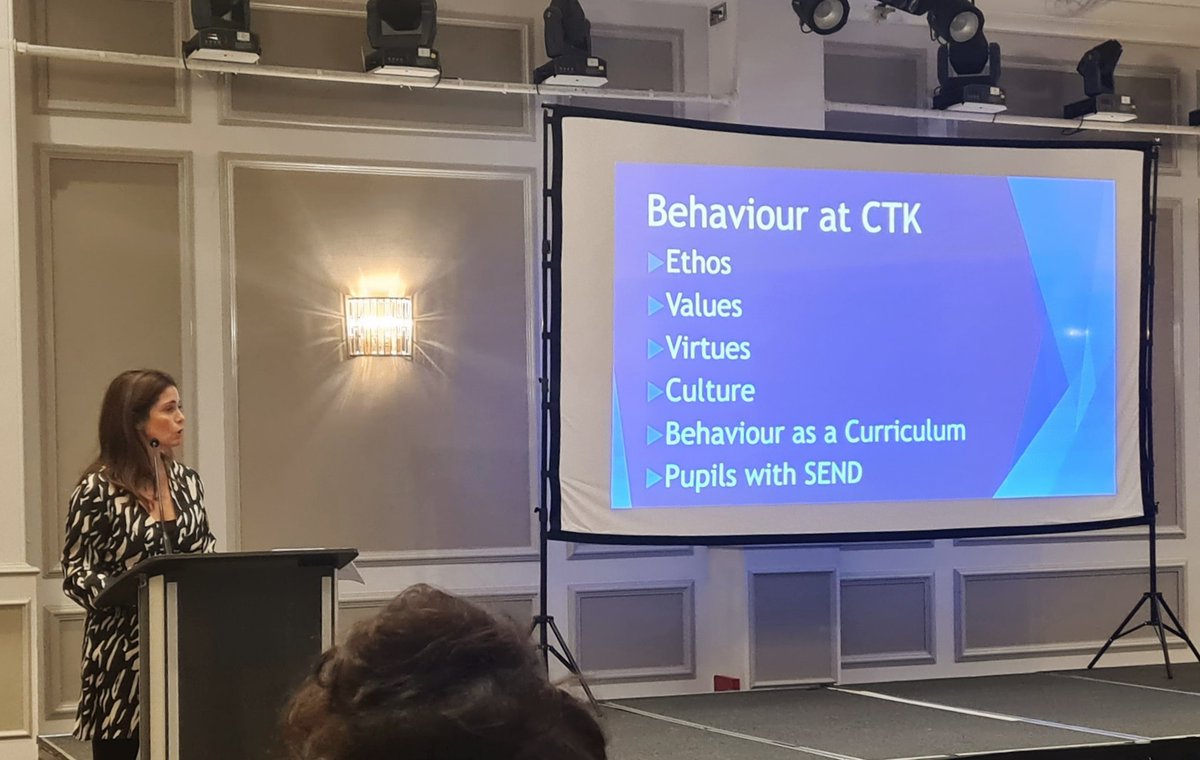 clivewright1969's tweet photo. Annie Carter @sparklesannie79 talking about defining and building a powerful school culture; where a focus on Virtue enables children to develop great habits that will build character, self-confidence, conscientiousness, exemplary manners and morals. https://t.co/Z0thxxIY9L