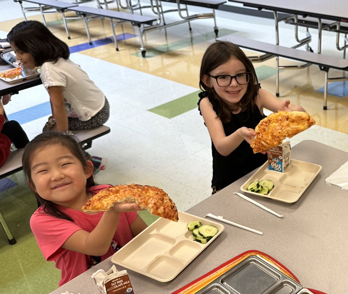 Meg Flajser tweet media