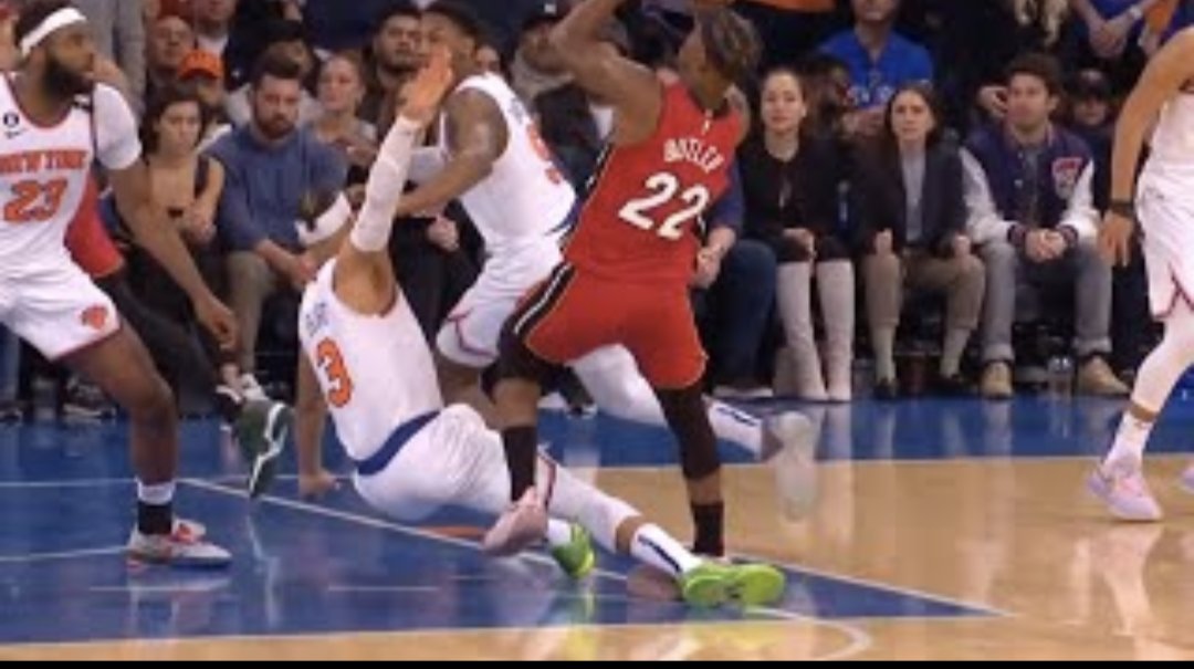 HeatForum's tweet photo. If Josh Hart doesn't flop into Jimmy's ankle the Heat are well on their way to their 4th title, first 8 seed to win a championship, and Jimmy Butler surpasses alot of y'all's favorite players all time with the greatest playoff run in NBA history https://t.co/vz8LYhvVPL