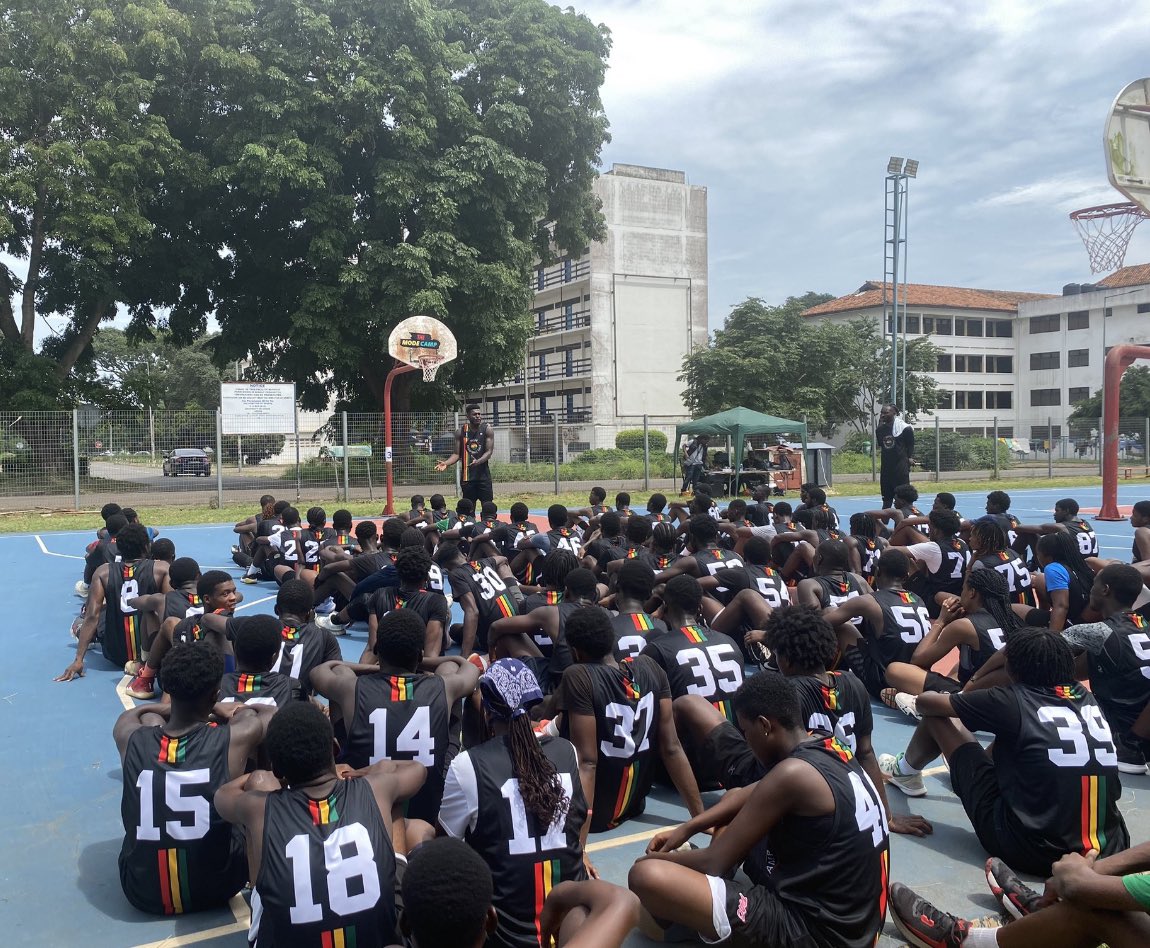 DRYWORLD_Brands's tweet photo. MOAR of THIS
Congrats @modefrom233 on a solid first day of camp.
You are an Inspirational Individual.
🫡🫡🫡
#modecamp23 #modecamp #ghanabasketball #DRYWORLD https://t.co/b8XNfRy80W
