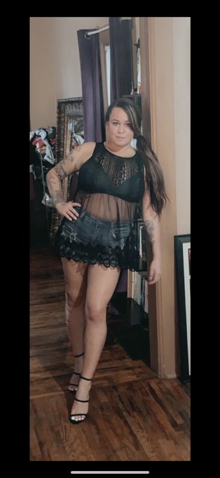 Hey everyone this is @rileelovee my mom wanted me to post for her. She&rsquo;s at the half way point &amp; she<a class="tags" target="_blank" title="On Twitter" href="/?out=eyJ0eXAiOiJKV1QiLCJhbGciOiJIUzUxMiJ9.eyJpYXQiOjE3MjA2MjkxOTYsImlzcyI6InR3cG9ybnN0YXJzLmNvbSIsIm5iZiI6MTcyMDYyOTE5NiwiZXhwIjoxNzUyMTY1MTk2LCJyZWRpcmVjdF91cmwiOiJodHRwczovL3R3aXR0ZXIuY29tL3JpbGVlbG92ZWUifQ.OQZrvVOlNbrCmJkL5l80tPXixESszp9qgr3eow0LO865sjlyH0bnNoP6eosNvW_mqJl0j3c2pNZ3UAo5WZuA4w">@rileelovee</a>