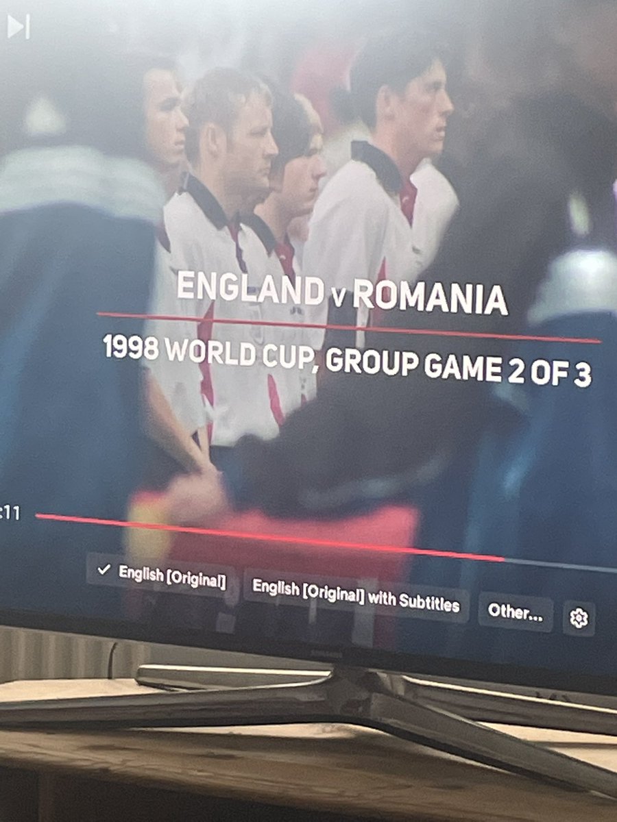 AngAshes3's tweet image. Watching  #Beckam and Ange spies #DavidBatty in a one second clip for England #lufc #MOT #Batty