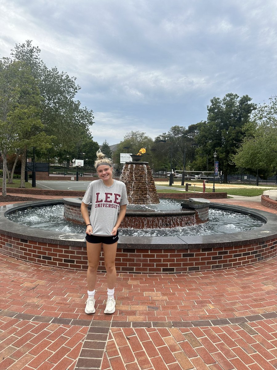 bellamickey24's tweet photo. I had a great visit at Lee university on Thursday. Thank you so much Coach Chris and Coach Luidgi. I had an amazing time spending time and practicing with the team. @LeeUWSoccer @ECNLgirls @ImYouthSoccer #uncommitted #classof2024 https://t.co/JMekjNHJep