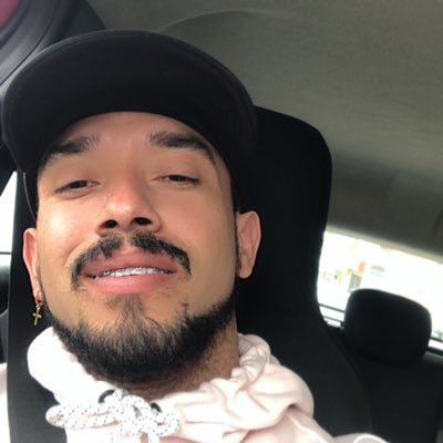 tbrandaoof's tweet photo. #NovaFotoDePerfil https://t.co/C91DrfZq9W