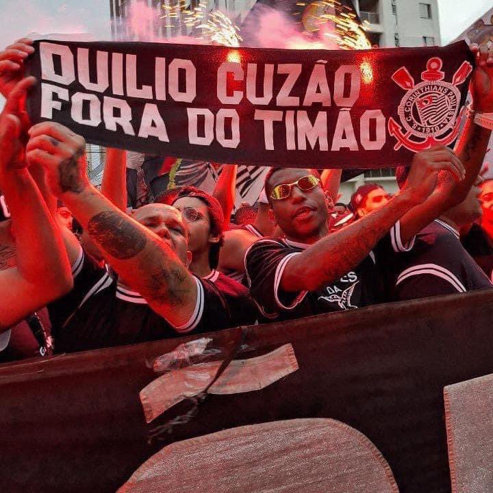 lindifc's tweet image. Quem for a favor compartilha! 🦅