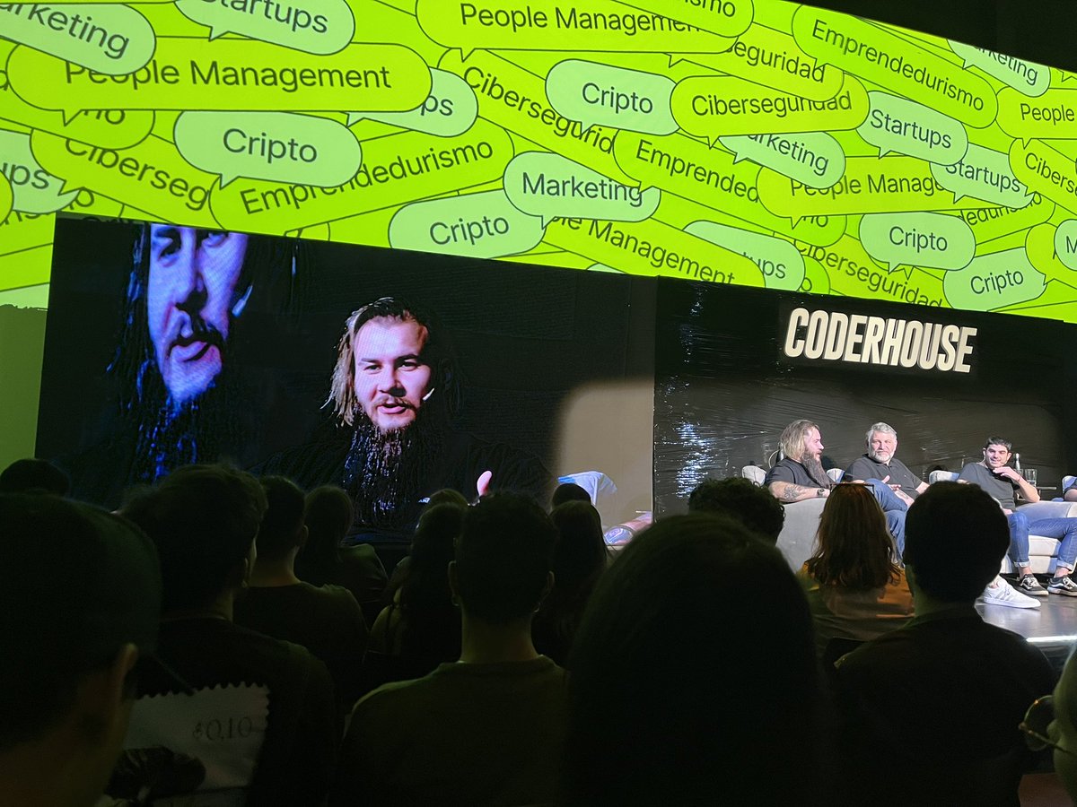 verybellini's tweet photo. “Estamos entrando en la era de la #Creatividad. Hoy no podes no saber editar y ajustar todo tipo de contenido”. @MediaMonks @coderhouse #CoderConf23 https://t.co/euwVkN4ae4