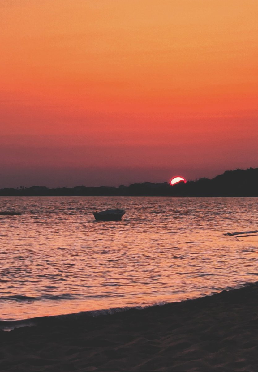 Pamela11848754's tweet image. A view on a better tomorrow
#bestsunset