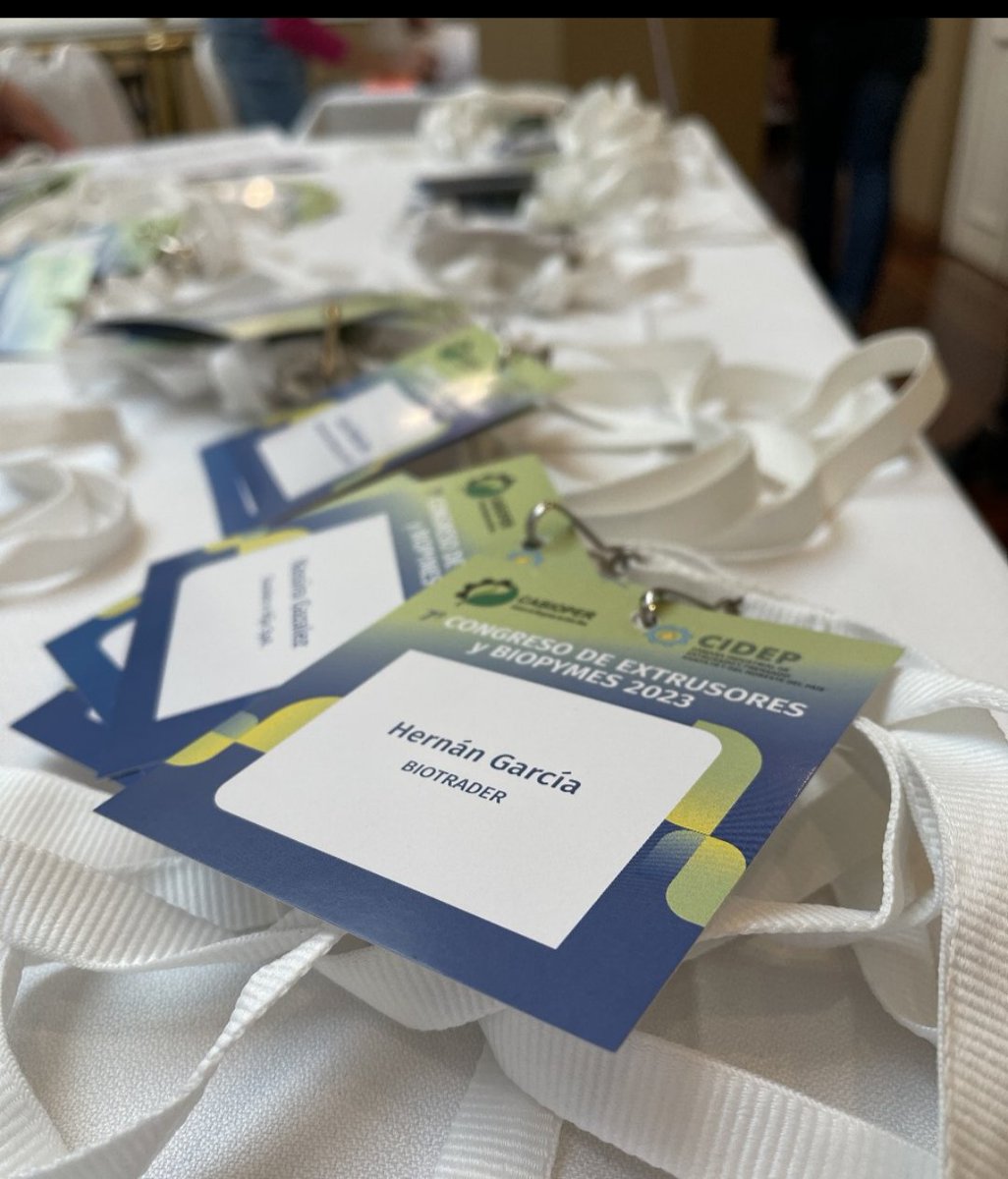 AndresRJones's tweet photo. 7 CONGRESO CIDEP CABIOPER
En @BCSF_Oficial con presencia de plantas de extrusado y biopymes de las provincias del NEA.
Diseñamos toda la gráfica y audiovisual institucional del mismo.
Agradecemos a las autoridades de #CIDEP y #CABIOPER por confiar un año más en nosotros. https://t.co/kyEqBUaEAK