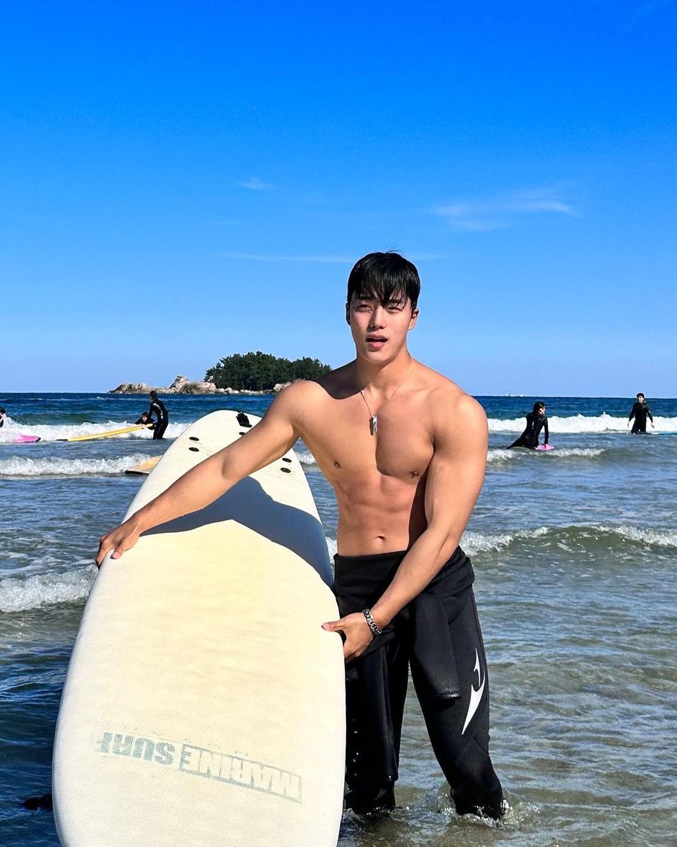 moved (@movednflowit) on Twitter photo 