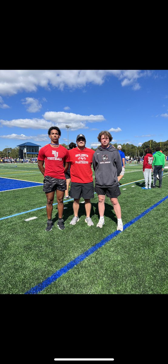 coopergibson33's tweet photo. Wanted to give a big thank you to @coachl59 for the invite to the @limestonefb game today! Tough end to the game, but was a great performance against a tough team. look forward to learning more about the program and school! @coachfurrey @hunter_046 @jimbo3309 @MikeBarnett72 https://t.co/MV1cTf9tqs