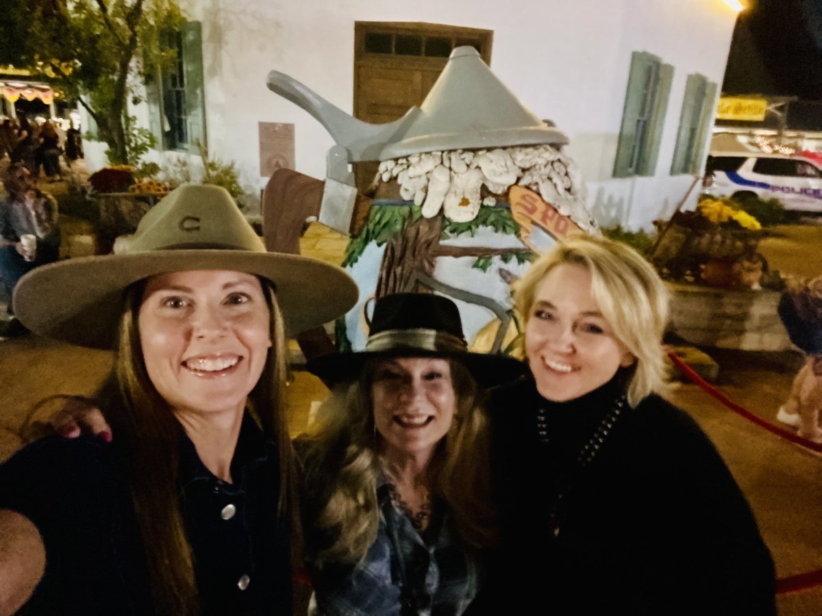 Love our annual aunts/cousins weekend! Enjoying Fredericksburg! #familytime @visitfredtx