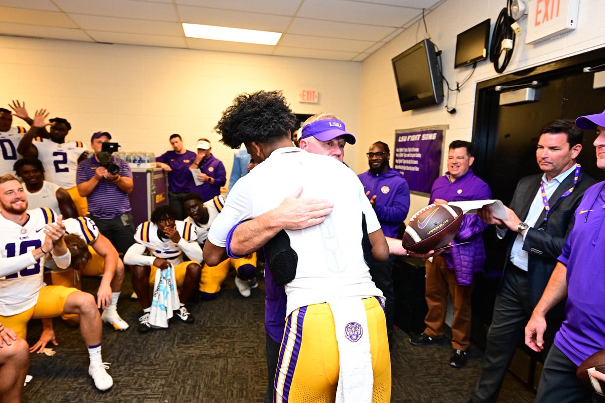 Brian Kelly tweet media