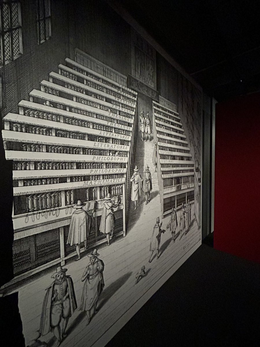 suchi1ghosh's tweet photo. An afternoon spent at the @SpColl_KULeuven.
“(Un)chained knowledge exposition at the university library.
#bookhistory #diericbouts #printculture #digitisation #unchainedknowledge https://t.co/ddM2ZDF03I
