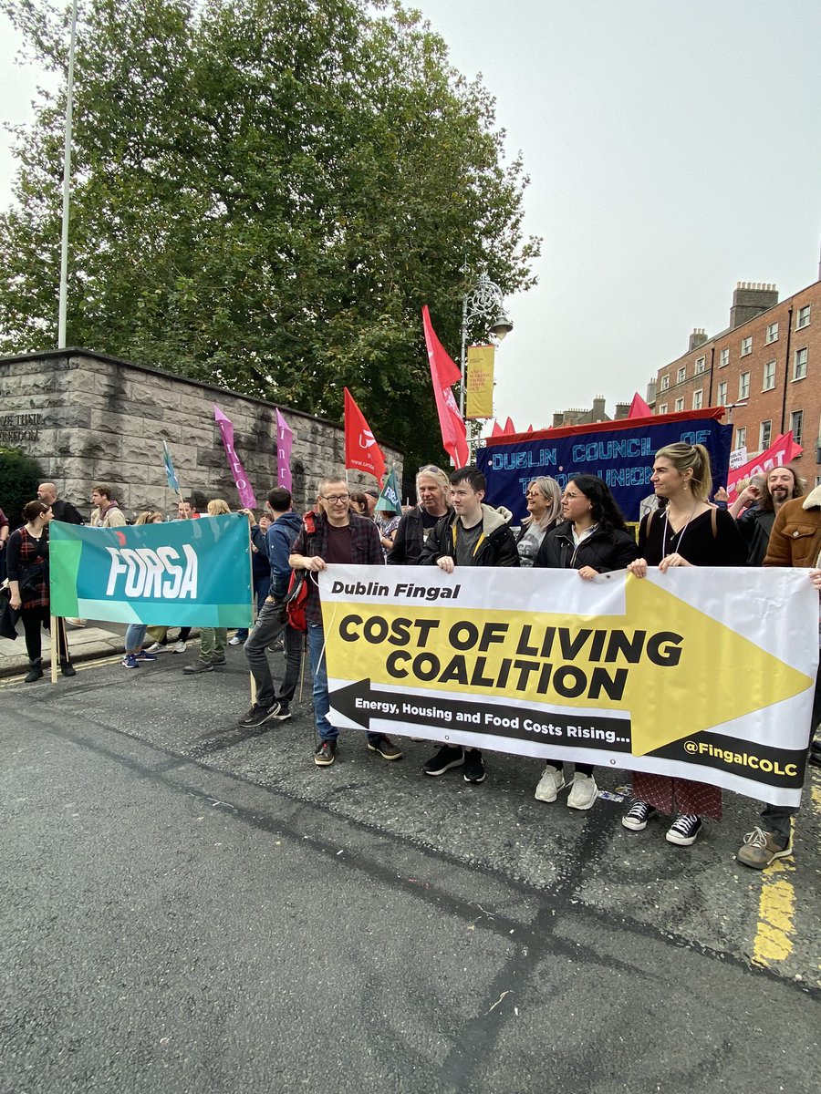 ForsaSouth's tweet photo. @forsa_union_ie at the Cost of Living Protest today in Parnell Square! ✊We need to build a big Housing Movement made of Trade Unionists, grassroots Communities &amp; political parties! @ForsaLeft @forsa_youth @COLCIreland #HousingCrisis #CostOfLivingCrisis https://t.co/NqR4KZS6qv