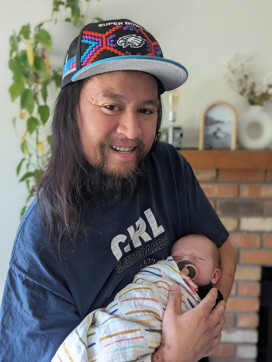 ericvtoro's tweet photo. Welcome to the world baby Maximo! I will always love you and care for you and be there every time. Especially when you get into skateboarding and you're gonna be a Philadelphia eagles fan one day I'll give you this awesome hat so you can wear it. Next is a thrasher shirt soon 😊 https://t.co/kl7rObo2Kr