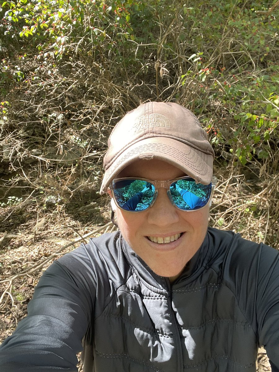 nknikole's tweet photo. Amazing day for a hike! https://t.co/83iDCMiRc1