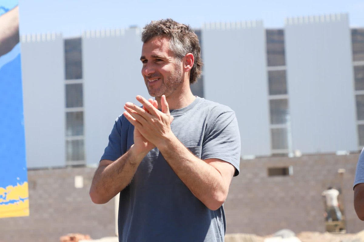 FedericoAchaval's tweet image. El Club Municipal Villa Astolfi - Manzone llevará el nombre de Dibu Martínez, un deportista que nos llevó a lo más alto y que es la inspiración de miles de chicos en todo #Pilar 🧤🇦🇷

Hoy nos encontramos con familias de las dos localidades para recorrer este espacio que pensamos…