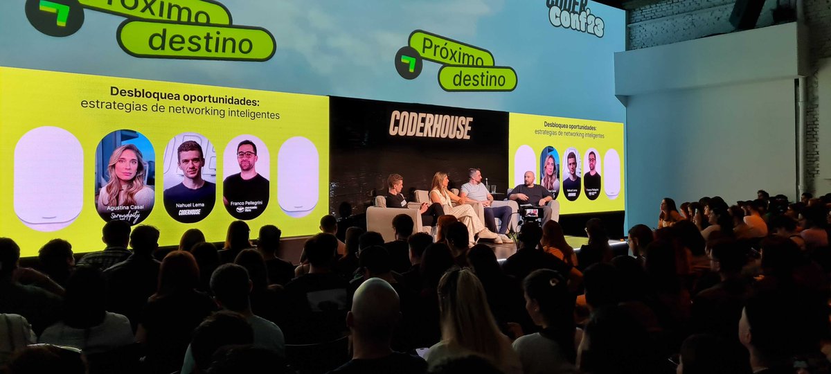 coderhouse's tweet photo. 👨‍✈️Atención pasajeros, estamos frente al próximo despegue del vuelo #CoderConf2023 con destino a:
"Desbloquea oportunidades: estrategias de networking inteligentes". 🧠

¡Súmate ya: https://t.co/YSH1UVMmzs ✈️

#Serendipity #Coderhouse @Mercadolibre https://t.co/sNY1f6jlIJ