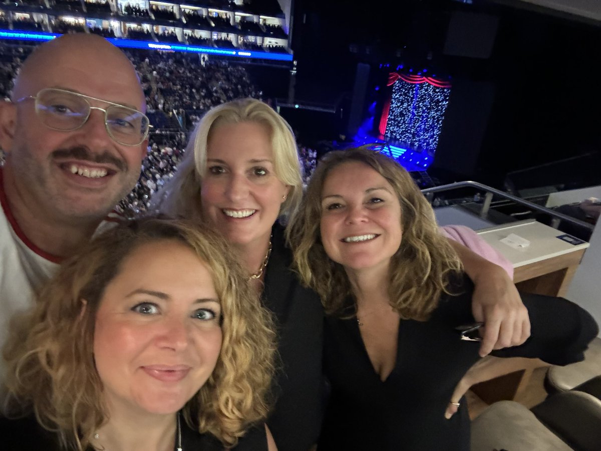 Nick Bowes (@nickbowes1975) on Twitter photo Peter Kay at the 02. Good comedy warm up before heading up up <a href="/UKLabour/">The Labour Party</a> conference in the morning Peter Kay at the 02. Good comedy warm up before heading up up <a href="/UKLabour/">The Labour Party</a> conference in the morning