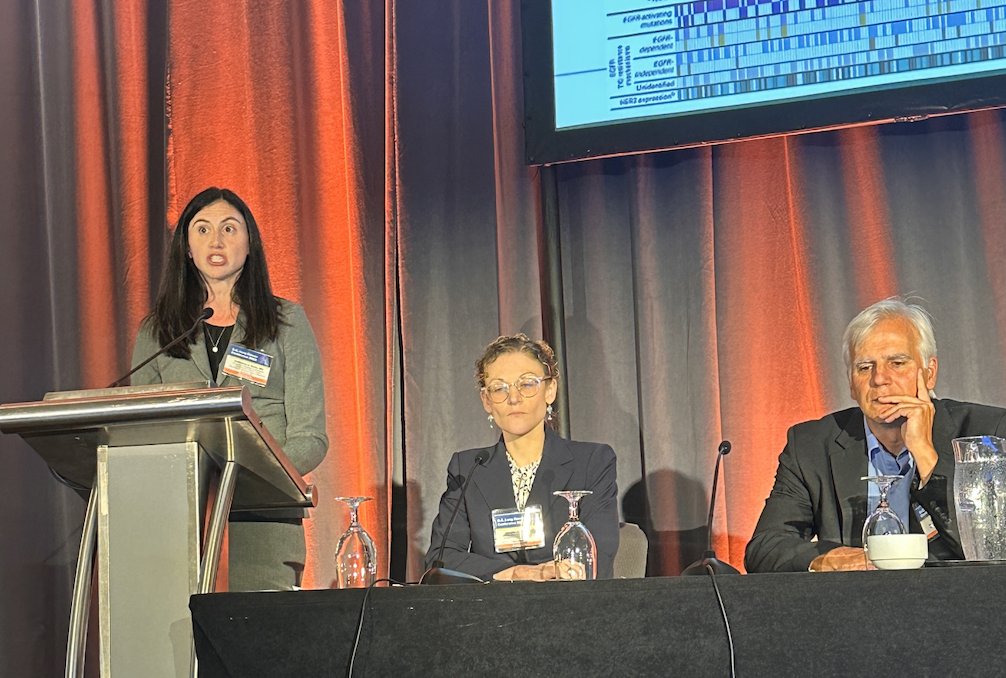StephenVLiu's tweet photo. #DCLung23 Great overview of antibody drug conjugates by Dr. @KatherineScilla. ADCs targeting #HER3 and #Trop2 being explored without predictive biomarkers; #CEACAM5 and #MET exploring activity in IHC+ cases. Great potential, waiting for more data. https://t.co/VlwgLbRlnj