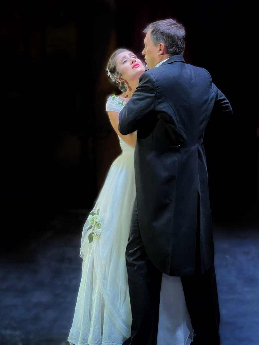 LeilaChalfoun's tweet photo. La Traviata de Verdi avec notre Prima Donna Assoluta IRANE IBRAGIMLI
6 octobre 2023
#iraneibragimli #soprano #assoluta #lmopera #LeilaChalfoun #agente https://t.co/DaoFBkwrl4