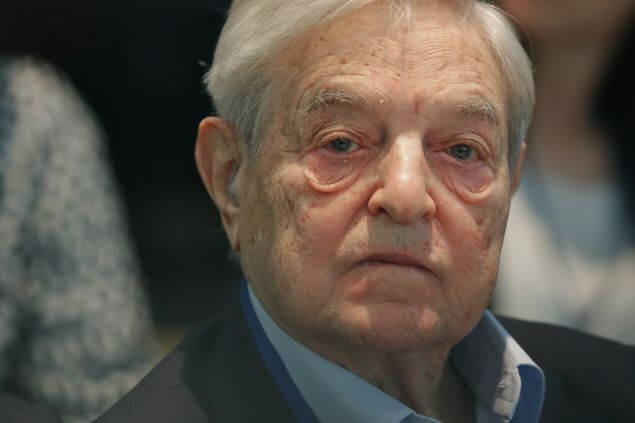 PerroNoyNo's tweet photo. @luisevivanco Una foto George Soros un Judio de Europa finaciador de el esta de ISrael y todas las guerras en el mundo. Otra es de un Judio Palestino que es ARABE como existe Cristianos Arabes. En Irag antes de la guerra con USA, tenia la populacion mas grande de Judios fuera de Israel. https://t.co/7WPCPq6IPb