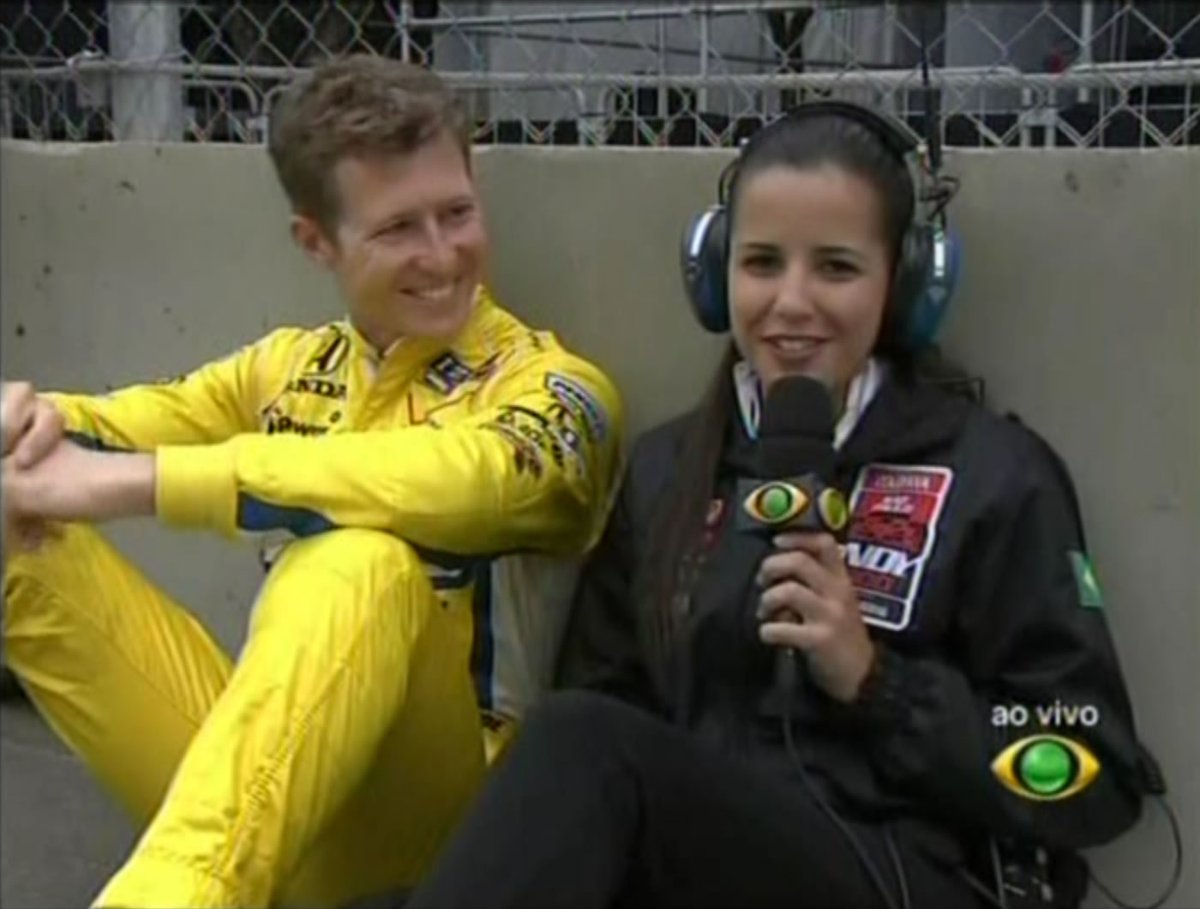 jackson2lincoln's tweet photo. Soube hoje que a @ngedra vai deixar a @ESPNBrasil!

Essa mulher fez uma ÚNICA transmissão da #IndyCar, em 2011, na corrida de 2 dias da #SPIndy300.

Ela ARRASOU nas entrevistas sem NUNCA estar na categoria!

A @BandTV perdeu na época de fazer história com ela. 

Sucesso, Natalie! https://t.co/rofYLbCSNE