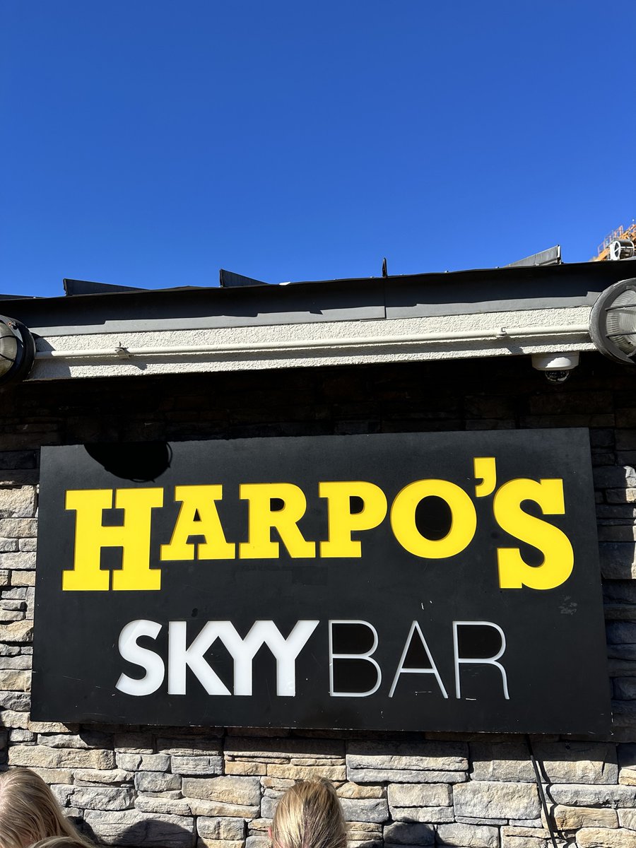 ChaseDaniel's tweet photo. Back like we never left @harposcomo https://t.co/XrmoG50pTk