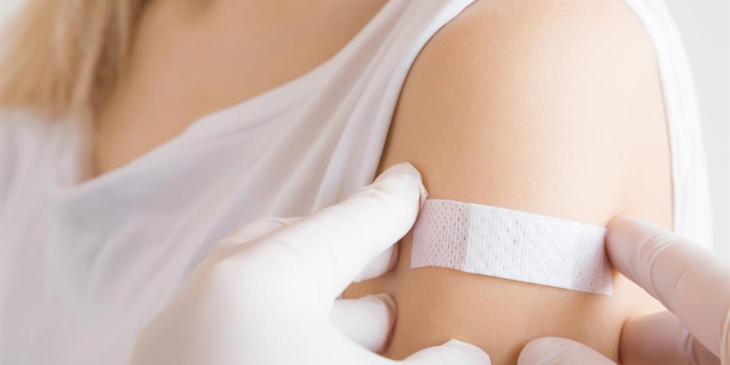 Human papillomavirus (HPV) is the most common sexually transmitted disease in Canada. About one in four Canadians under the age of 25 have HPV. Learn how the HPV vaccine can help protect against HPV: ow.ly/icfo50PRrJT #HPVPreventionWeek