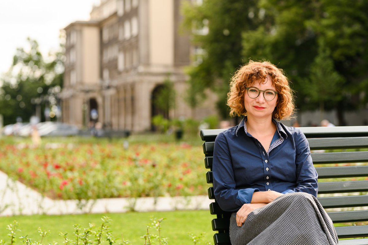 owca_aleksandra's tweet photo. Kraków potrzebuje swojej najaktywniejszej posłanki, a ona potrzebuje dzisiaj właśnie Waszej pomocy - również twitterkowej! Tagujmy #DGP2023, pokazujmy ludziom jej działania i zabierzmy @dgpopiolek na drugą kadencję do Sejmu!!!❤ https://t.co/bvT5wEu7Q4