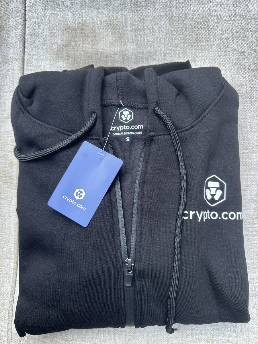 GemMaster01's tweet photo. 🎁@Cryptocom_TR Süpriz Çekiliş🎁

💎Toplam 4 Kazanan
🏅2X Hoodie
🥈1X T-shirt
🏆1X Asya ‘dan getirdiğim süpriz hediye

⚔️Şartlar⚔️
1️⃣BEĞEN❤️- RT🔁
2️⃣TG Kanalını katıl: https://t.co/h6gJdRzuQI

⏳24H

#btc #eth #cro #fftb https://t.co/EwLoOUFOAK