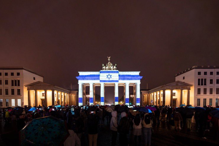 ‘Mijn ziel is bezweken van verlangen naar Uw heil,
op Uw woord heb ik gehoopt.’

Psalm 119:81

Fijne zondag!