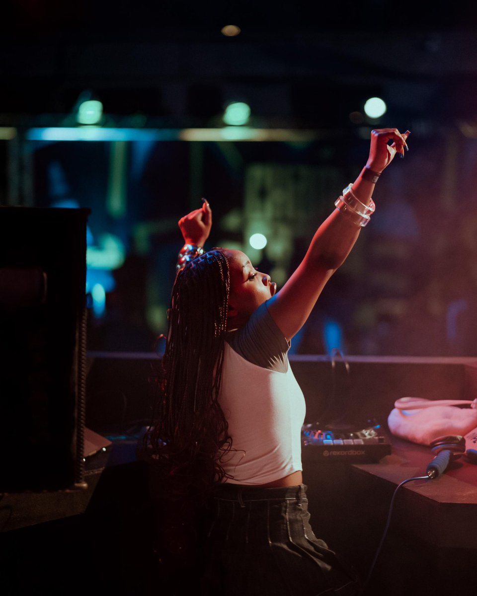 ChamaNation's tweet photo. The SET🎹

// @forever_etania | Chama Nation🔥💯

📍: Kati Kati Grounds - Lugogo

#ChamaNationXYoungStunna https://t.co/k2X2tyxfhW