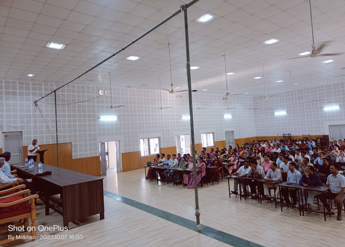 GpgcKotdwar's tweet photo. Inauguration of Made in the College Charak Mrida fertilizer. 
#Entrepreneurship
#Leadership
#BestPractices
#CentreOfExcellence
#SkillDevelopment
#GreenCampusCleanCampus
#InternalQualityAssuranceCell
#DrPDBHimalayanGovtPGCollegeKotdwar https://t.co/iSQMzHCrpb