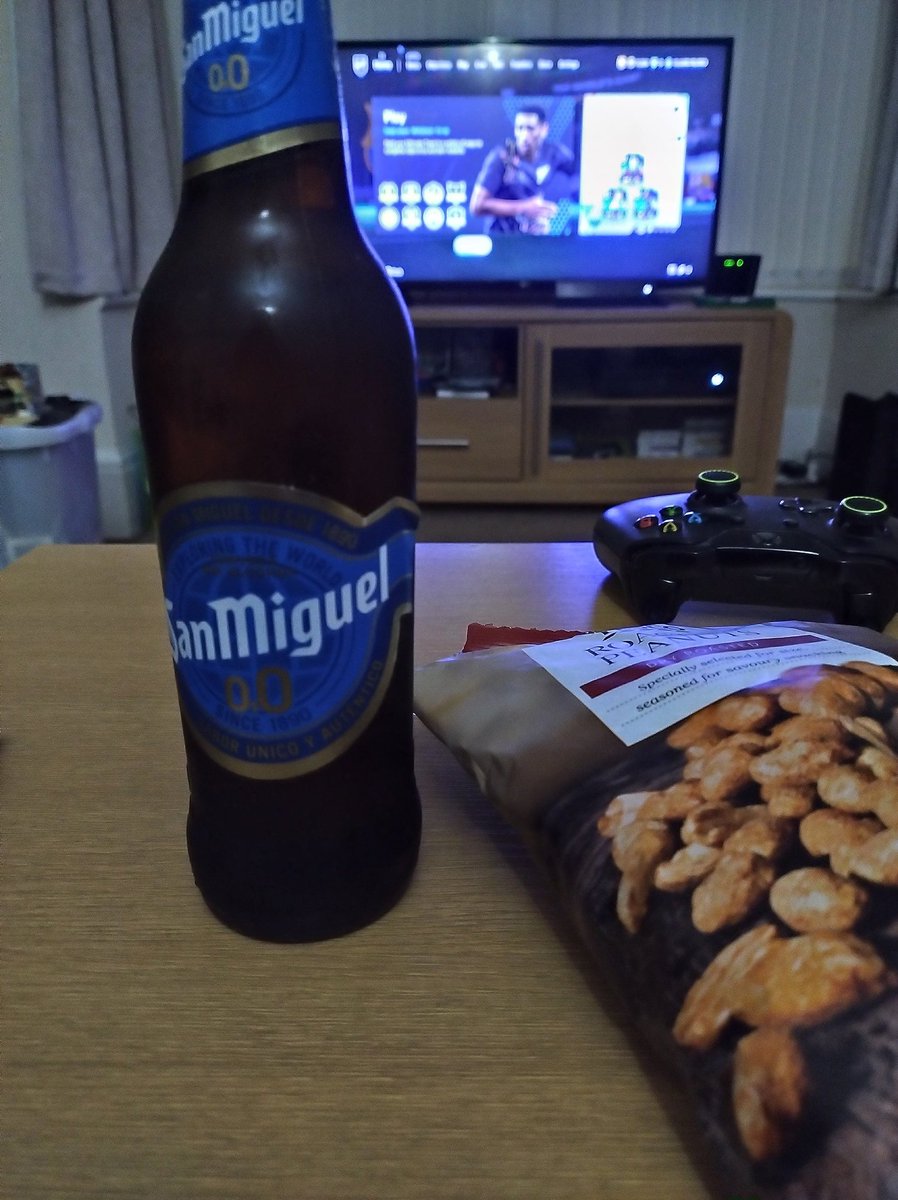 Andrew_Jitsu81's tweet photo. Busy day - now time to chill

#ZeroAlcohol #DryRoasted #EAFC24 https://t.co/Lqsr9kGKWQ