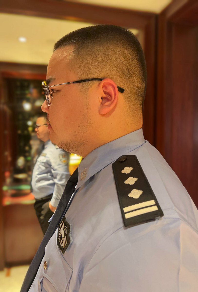 XZ84305773's tweet photo. 堕落又自我救赎本就是一个往上爬的的常态呀！ https://t.co/0kA1KHiqXF