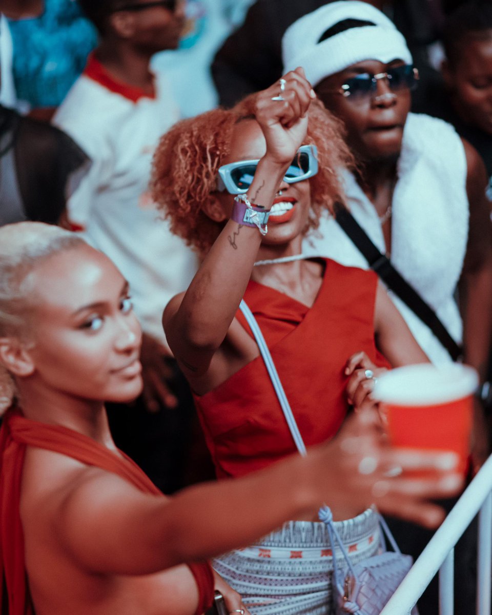 ChamaNation's tweet photo. It’s crazy down here at Kati Kati🔥🔥🔥
Troy Studios and Etania Life of the Party making the crowd try new moves 🥳🥳

🔥🔥Pull up and learn new moves 
#ChamaNationXYoungStunna https://t.co/7gL4vni2PA