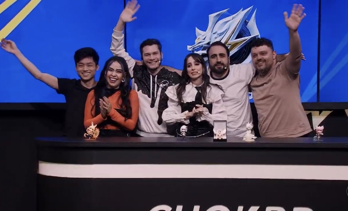 Bruna Balbino 🎤 tweet media