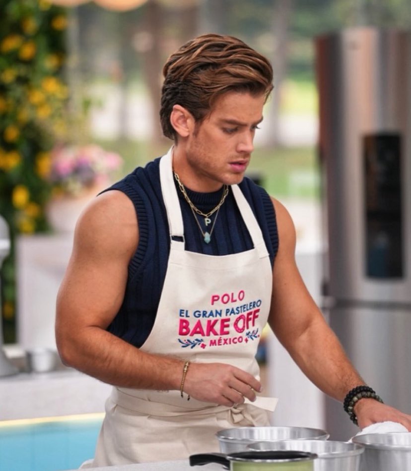 Soy_Heck's tweet photo. De mi #Top3 de #BakeOffMx bueno en realidad mi fav era @Polo_Morin muy buen 3er lugar fue muy reñido y mi @angelicavale maravillosa y jueces magníficos #PaulinaAbascal @Ponchocadena #JesúsEscalera https://t.co/mICEgS2DvR