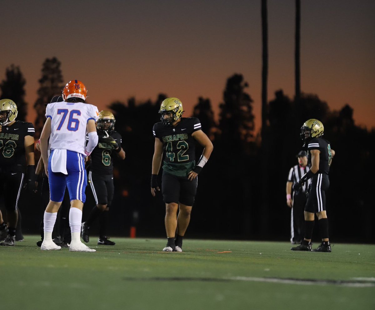 🏈LB-Ben Meza <a href="/BenjaminMeza50/">Benjamin Meza</a> 
#42 6'1 220 2024 St. Bonaventura <a href="/SeraphFootBall/">St. Bonaventure Football</a> 
🎓3.85 GPA
▶️hudl.com/v/2LzyNS
<a href="/JoeGoyeneche/">Joe Goyeneche</a> 
#805CP
Photo Credit: IG @AB_P1cs