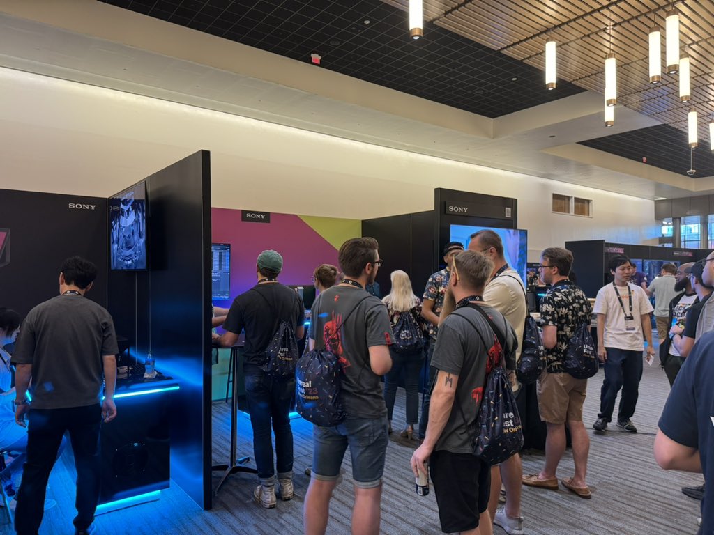 thayamamura's tweet photo. THANK YOU #Unreal community. Our #team had a fantastic time showcasing #mocopi #SpatialRealityDisplay and #VirtualVenice. Our booth was alive with the enthusiasm of many creative minds exploring our #XRproducts.
#sonyXR #UE5 #unrealfest #virtualproduction #motioncapture https://t.co/5ZyuTkQcMe