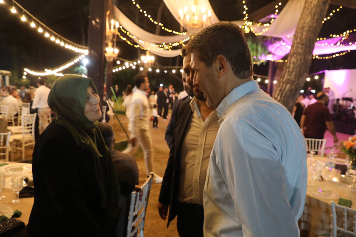 Aksu Meclis Üyemiz Tuğrul Pirimoğlu’nun kardeşi Taha ile Tuğçe çiftinin düğün merasimine katıldık. Bir ömür boyu mutluluklar diliyorum.