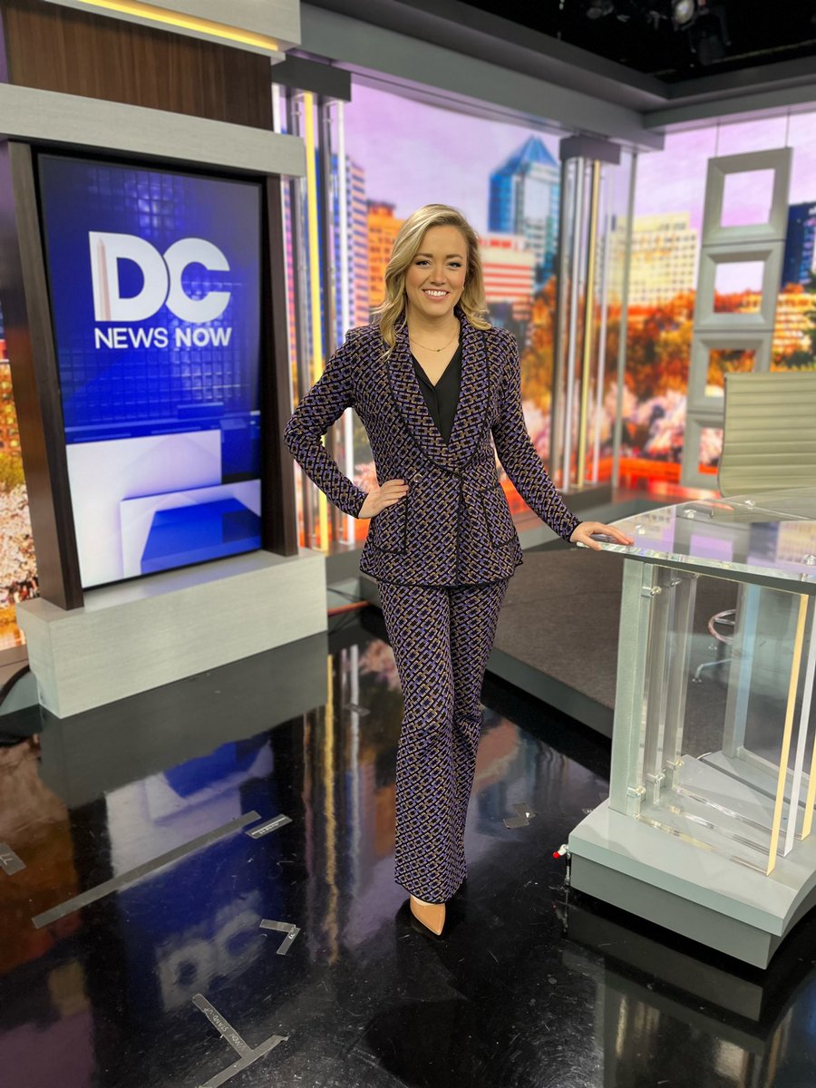 WeatherJackie's tweet image. Power suit appreciation post 💼🔮🔗✨👔 

#powersuit #ootd #dcnewsnow #morningshow