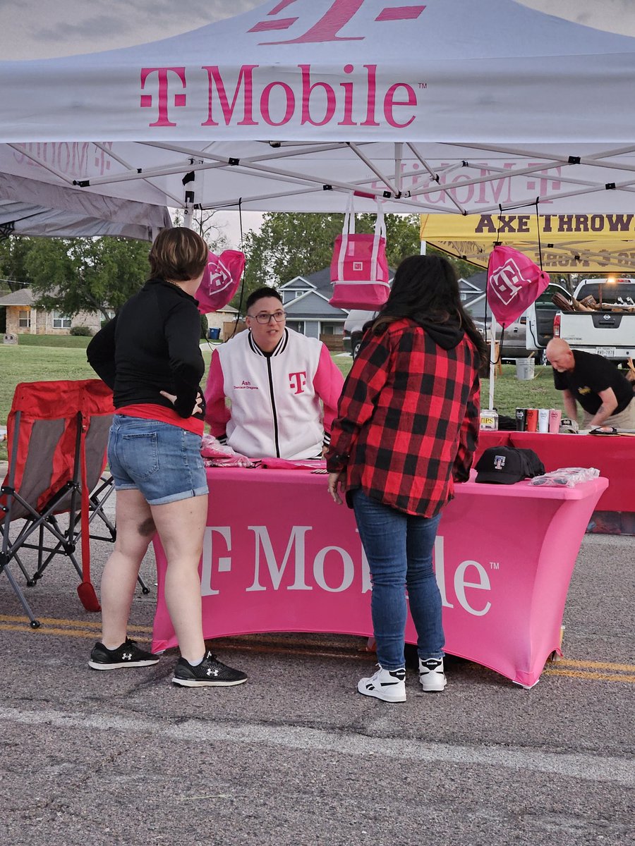 Denison Dragons making an impact at the Denison Fall Festival #SMRA