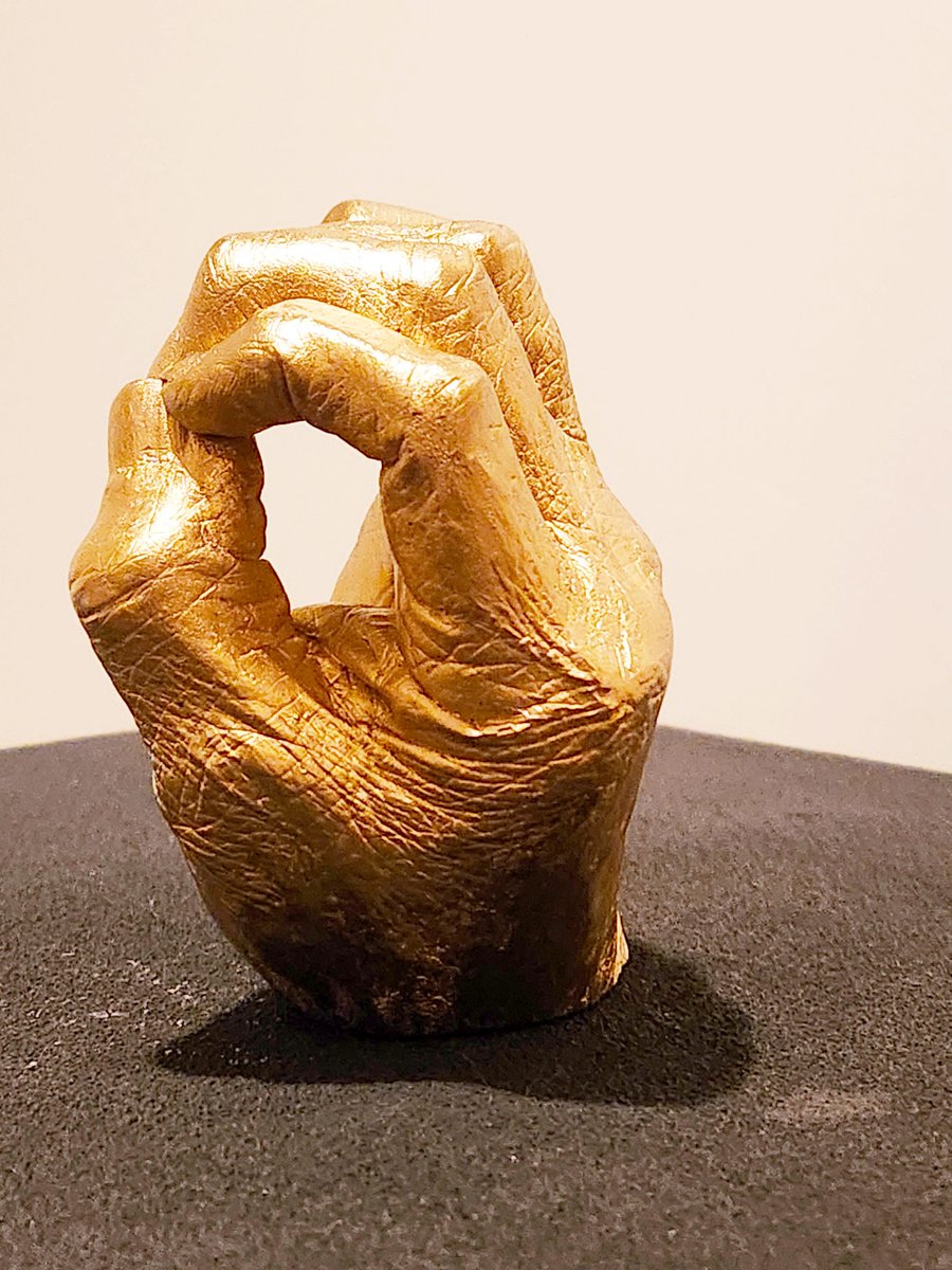 artofmarkmorris's tweet photo. Statuary Residuum (Monocular Viewer)    
Mark Morris 2023

Hydrostone plaster casting + detailed carving, 5” H x 5” L x 3 ½ “W, painted with a faux gold mirror coating.

Note: This work is viewed without its corrective base. https://t.co/Yca9SKLjRy