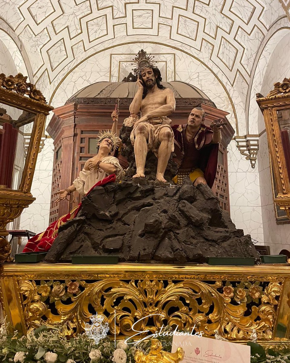 estudiantesgrx's tweet photo. ACTUALIDAD | Nuestro Señor de la #Meditación ya luce entronizado para el traslado y la procesión extraordinaria referentes al @34ENC.
Luce para la ocasión el #nimbo y corona de espinas donado por un grupo de hermanos/as el pasado curso cofrade.
#VenteAGranada https://t.co/CXdACqqQZY