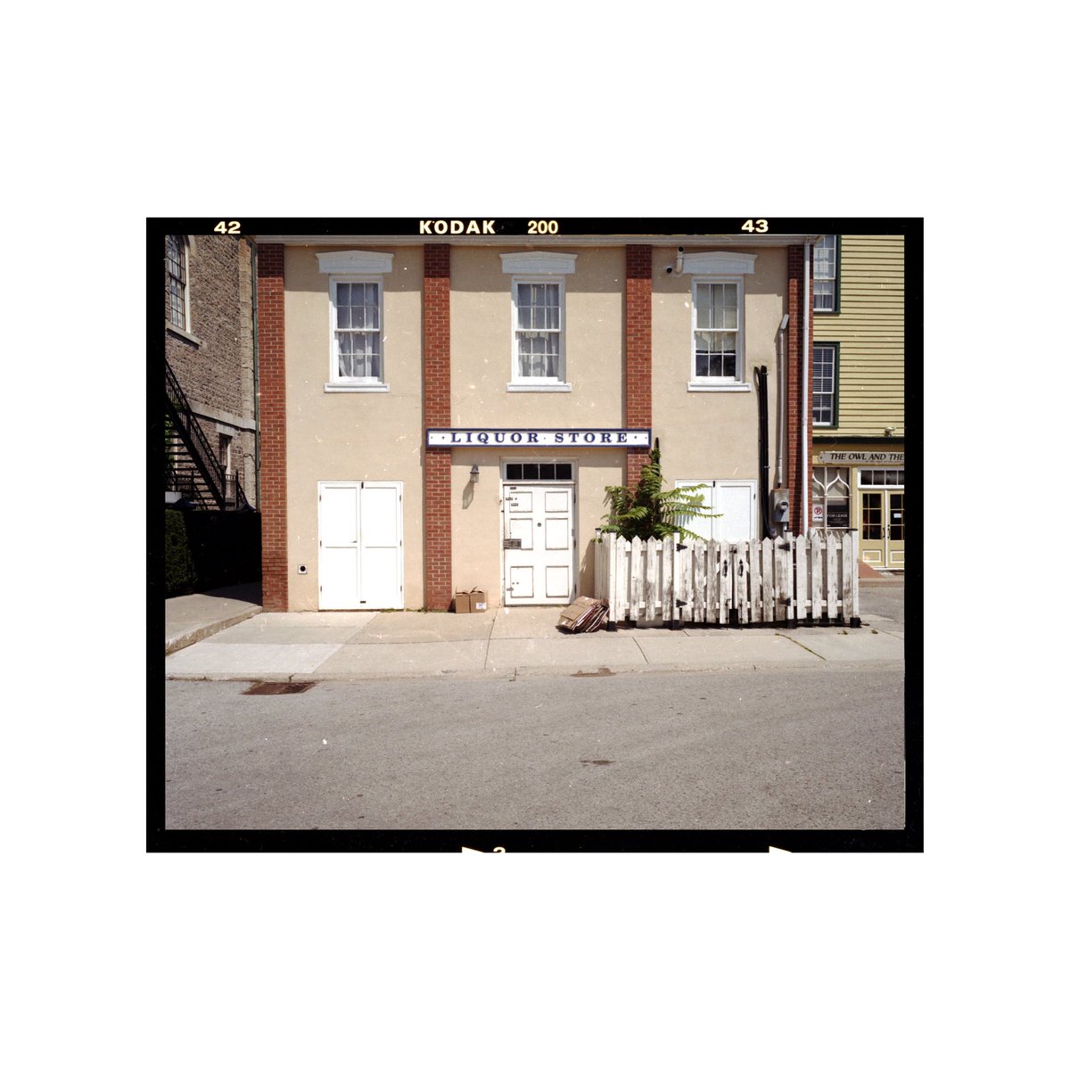 PhotoDANY's tweet photo. Niagara-on-the-lake 🇨🇦 #roadtrip #photography #drive #USA #canada #trip #landscape #ordinary #urban #roadtripusa #roadtripcanada #plane #train #bus #car #hellofrom #videography #film #mamiya7 #120film #kodakgold200 #liquorstore https://t.co/3UBDP4saWG
